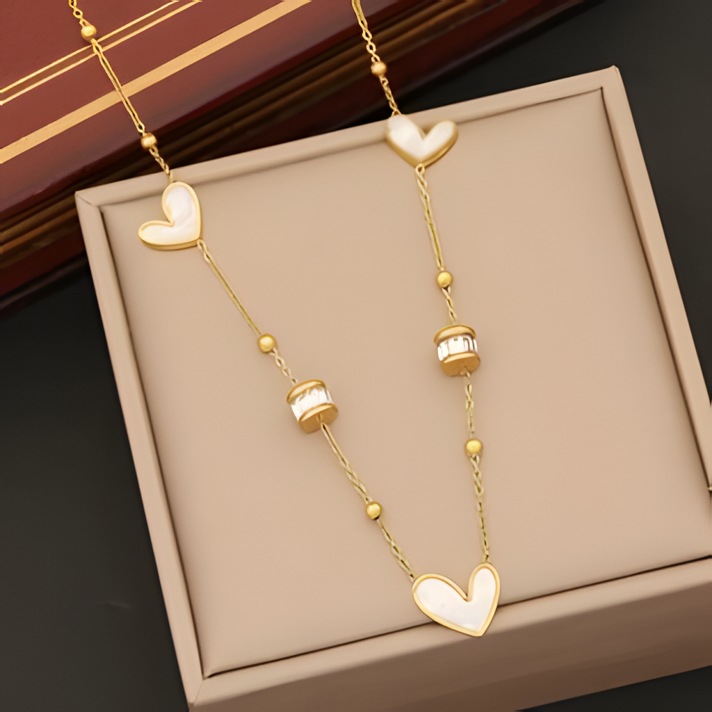 Mother of Pearl Gold Heart Pendant Necklace & Bracelet Set