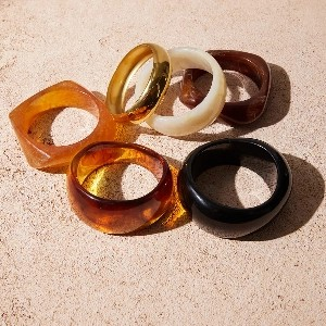 Melard Irregular Wide Resin Bangle 
