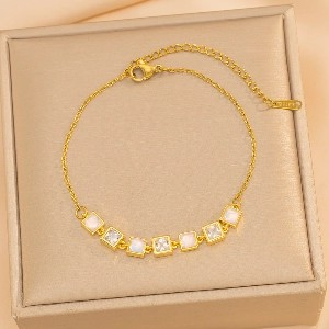 Fashion Square Cat Eye Zircon Bracelet | Summer Niche Jewelry for Women