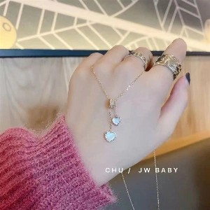 Sweet Heart Shell Pendant Necklace 